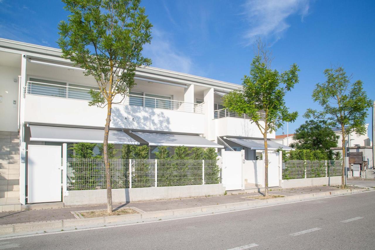 Marina Ponente Apart otel Lido di Jesolo Dış mekan fotoğraf